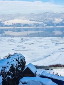 APARTAMENT Z KOMINKIEM Z WIDOKIEM na Jezioro Czorsztyńskie