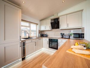 Modern lodge on golf course with spa facilities