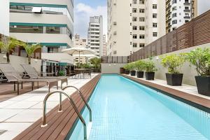 Loft c Banheira_Cama King_Região Central Floripa