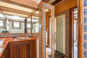 Faro de Mita four bedroom Luxury Condo Walk to Town