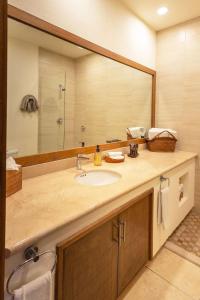 Faro de Mita Luxury 3BR Beach Condo