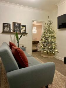 Wisteria mews Cosy city home