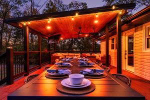 Keener Hollow Family Retreat Hot Tub Sauna Near Pigeon Forge