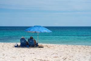 Casa Vela - 2BR -Waves Meet Relaxation