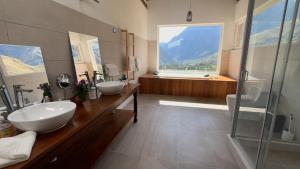 Urubamba Luxury Stay "Suyana Wasi"