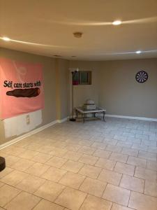 420 Friendly 12 PM Check Out 1 Bedroom Basement