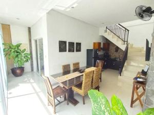 OASIS 66 Villa - Heart of LegianSeminyak - Double Six