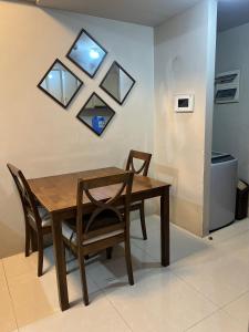 One Palm Tree Villas-Hyuna Place Across Naia T3 Manila