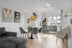 890-Hvide-Sande-Bredgade-3-B-1