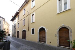 Living Salò 11 - Lago e Duomo a pochi passi