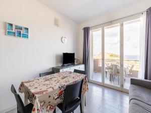 Cosy apartment in Castelsardo with pool