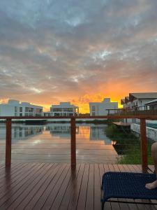 Casa Luz da Lua - Barra Grande - Maraú - Piscina privativa com vista para o lago