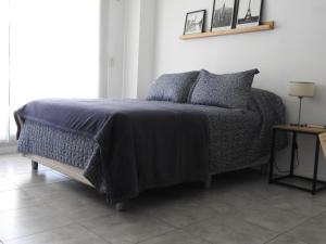 Luminoso monoambiente a pasos del Hospital Italiano