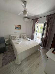 Rooms by the sea Rab - 18786