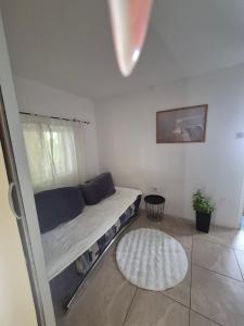 Apartments with parking space Gornji Karin, Novigrad - 21514