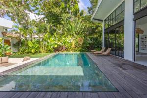Daneen Luxury 4 BR Private Pool Villa ZN391
