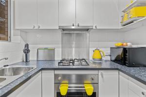 Charlton Street Ascot