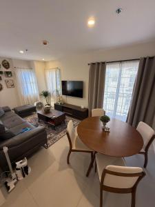 Balaycation Flats Sleeps 8 - 5 Beds