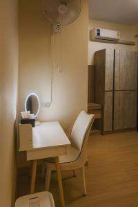 Modern 3BR Gusto Townhouse II near Airport