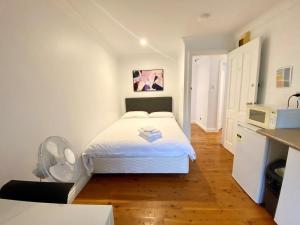 Royal Far West Lodge