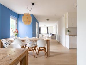 Holiday Home in Nes near Vleijen Area