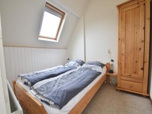 Apartment in Bergen aan Zee near Beach