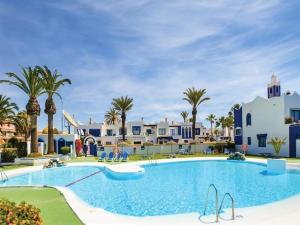 Holiday Home Roquetas de Mar near Beach