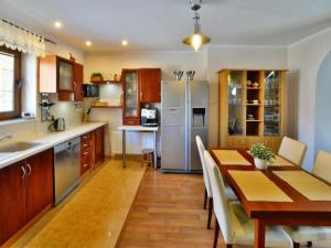 Comfortable holiday home with a garden, Kolobrzeg