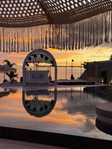 Runik Beach Club & Resort - Adults Only