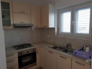 Apartment in Nevidane near White Mountains