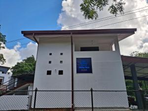 Royal blue holiday home Anuradhapura