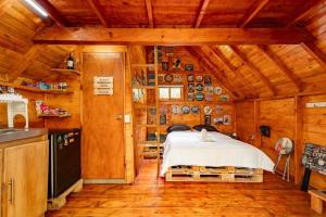 Cabaña en la Naturaleza con Jacuzzi - Santa Elena