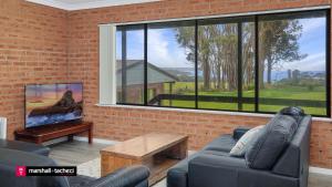 Cuttagee Beach Cottage 6 - Tathra Bermagui Rd 3521
