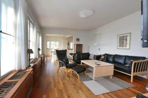 FJ1019-Jaegerspris-Lille-Bautahojvej-10-B