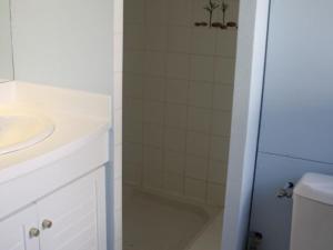 Maison en pierres typique, 3 chambres, parking, proche plages à Arzon - FR-1-775-43