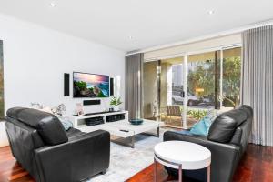 Surf & Saunter Coogee - A Sepal Stay