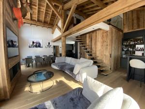Chalet Neuf 10 Personnes, Face au Mont Charvin, Parking Inclus - FR-1-733-181