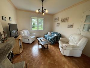 Maison à 550m de la plage à Sarzeau, 9 pers, 4 ch, animaux ok, wifi - FR-1-775-55