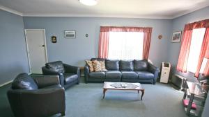 Fishermans Cabin - 11 Mill Street Affordable, fishing friendly