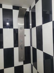 Beehive mountain resident