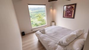 KIBEJE Hakuba by JAMSZ ROYALE