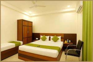 Tulsi Nagar Colony Dawarikanath Nirmala # Palace Residency Near Ram-Janam-Bhoomi # Restaurant - Parking Available - Fully Air Conditioning Luxuary Room- A Top Rated Hotel In Ayodhya