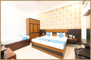 Tulsi Nagar Colony Dawarikanath Nirmala # Palace Residency Near Ram-Janam-Bhoomi # Restaurant - Parking Available - Fully Air Conditioning Luxuary Room- A Top Rated Hotel In Ayodhya