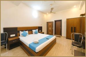 Tulsi Nagar Colony Dawarikanath Nirmala # Palace Residency Near Ram-Janam-Bhoomi # Restaurant - Parking Available - Fully Air Conditioning Luxuary Room- A Top Rated Hotel In Ayodhya