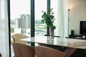 VTA - Charming 2BR 1BA Apartment in Adelaide CBD