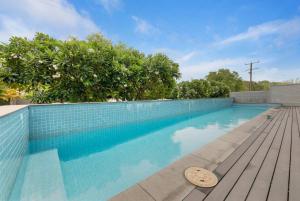 Marina Breeze - Minutes to Mindil Beach and Darwin CBD