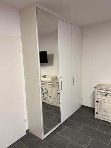 Ideal Point - Hamburg Ap