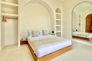 Chayra Elegant 4 BR Private Pool Villa ZN393