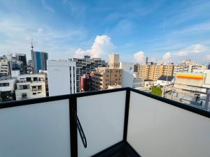 R SQUARE Nipponbashi Room No 903
