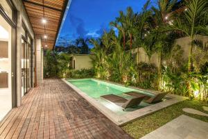 Enchanting 5BR Canggu Villa Moments to Sea